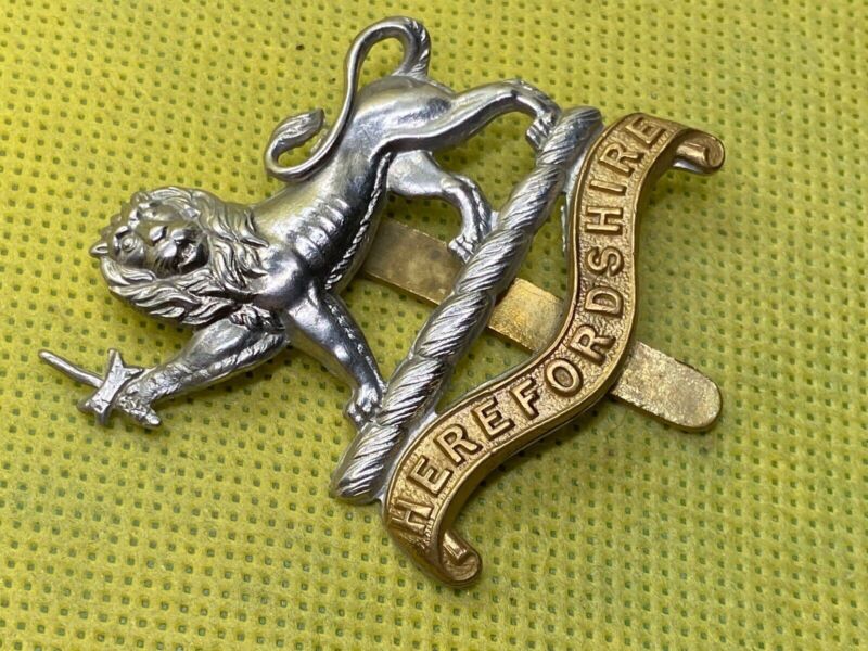 British Army - The Herefordshire Regiment Cap badge - The Militaria Shop