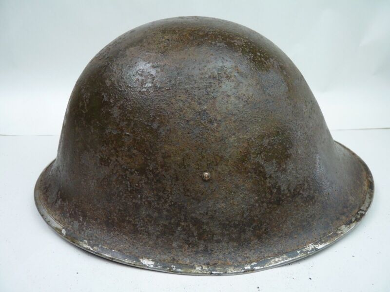 Original WW2 British / Canadian Mk3 Turtle Helmet Untouched Paint - The Militaria Shop
