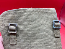 Lade das Bild in den Galerie-Viewer, Original British Army Soldiers Gaiter Spat 37 Pattern Webbing (Single) - The Militaria Shop