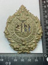 Load image into Gallery viewer, Original WW1 / WW2 British Army Argyl & Sutherland Highlanders Rgmt Cap Badg - The Militaria Shop