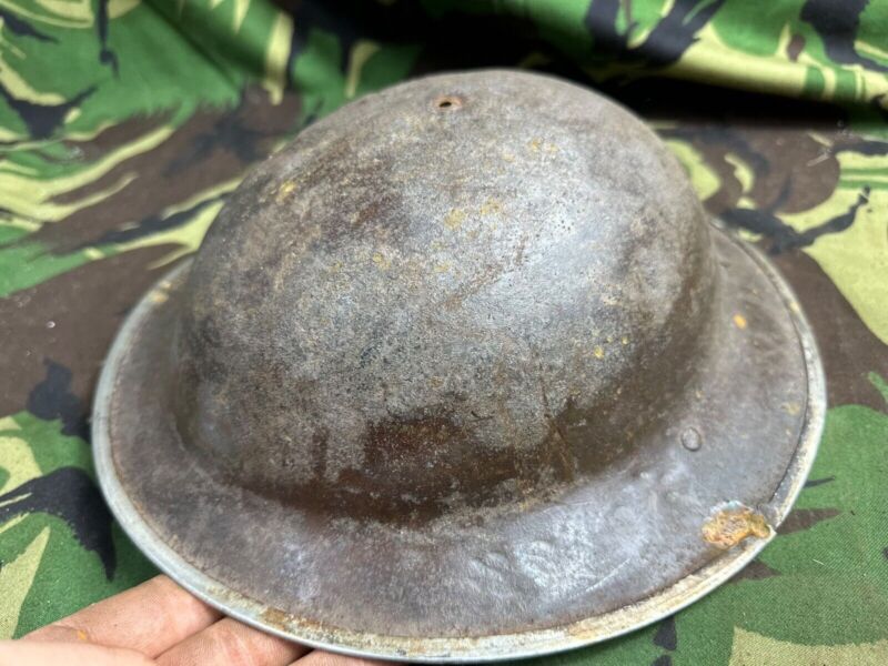British Army Mk2 Brodie Helmet - Original WW2 - South African Manufactured - The Militaria Shop