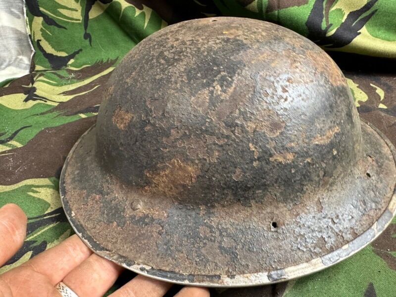 British Army Mk2 Brodie Helmet - Original WW2 - South African Manufactured - The Militaria Shop