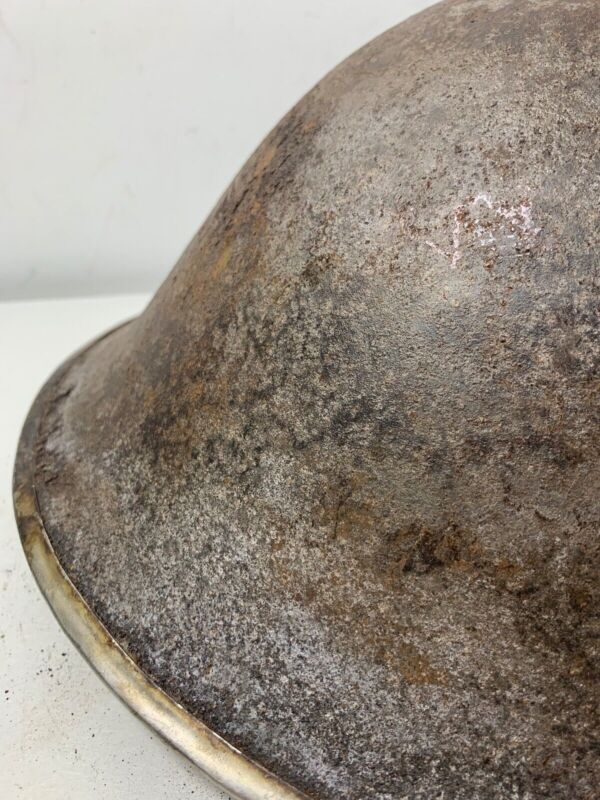 Mk3 Canadian / British Army Original WW2 Turtle Helmet High Rivet - The Militaria Shop