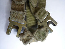 Charger l'image dans la galerie, Original WW2 Pattern British Army L Straps Pair - 37 Pattern Webbing Haversack - The Militaria Shop