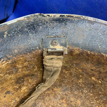 Load image into Gallery viewer, Original WW2 British Army Mk2 Brodie Combat Helmet - Divisional Sign - The Militaria Shop