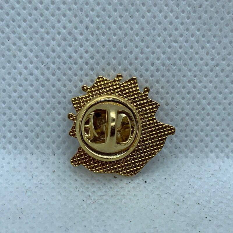 Bedfordshire & Hertford - NEW British Army Military Cap/Tie/Lapel Pin Badge - The Militaria Shop