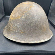 Charger l'image dans la galerie, British / Canadian Army WW2 Mk3 Turtle Helmet - Original WW2 Helmet - The Militaria Shop