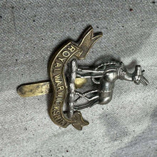 Load image into Gallery viewer, Original WW2 British Army Cap Badge - Royal Warwickshire Regiment - The Militaria Shop