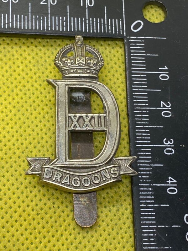British Army - 22nd Dragoons Cap Badge - The Militaria Shop