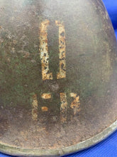 Load image into Gallery viewer, WW2 Canadian / British Army Mk3 Turtle Helmet Original - The Militaria Shop