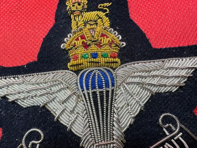 British Army Bullion Embroidered Blazer Badge - Parachute Regiment - Kings Crown - The Militaria Shop