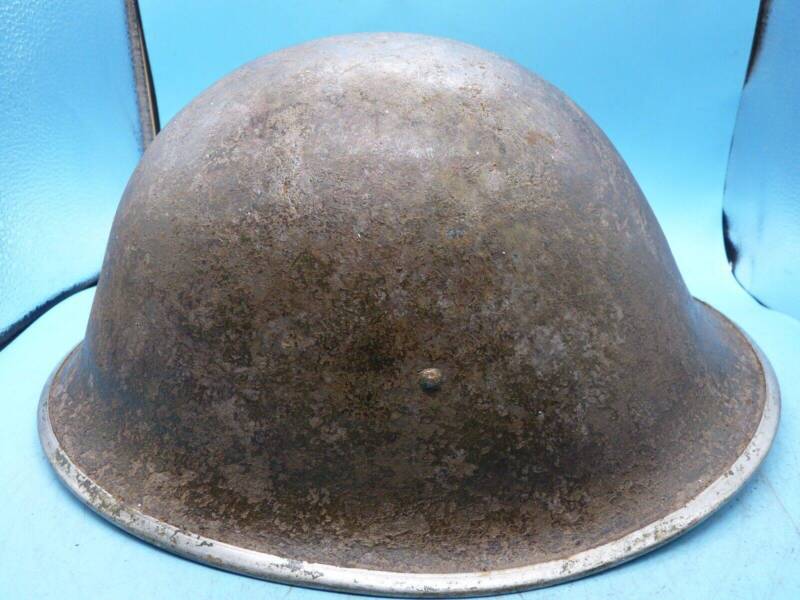 Original WW2 British / Canadian Army Mk3 High Rivet Turtle Army Combat Helmet - The Militaria Shop