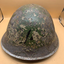Charger l'image dans la galerie, Original WW2 British / Canadian Army Mk3 High Rivet Turtle Army Combat Helmet - The Militaria Shop