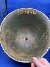 Charger l'image dans la galerie, WW2 Canadian / British Army Mk3 Turtle Helmet Original - The Militaria Shop