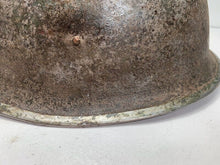 Lade das Bild in den Galerie-Viewer, Original WW2 British / Canadian Army Mk3 Turtle Helmet - The Militaria Shop