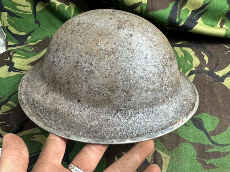 British Army Mk2 Brodie Helmet - Original WW2 - South African Manufactured - The Militaria Shop