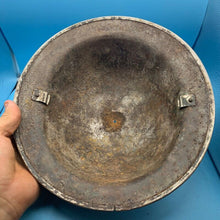 Load image into Gallery viewer, Original WW2 British Army Mk2 Army Combat Helmet - Divisional Sign - The Militaria Shop