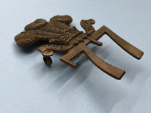 Charger l'image dans la galerie, British Army Victorian 77th (East Middlesex) Regiment of Foot Cap Badge - The Militaria Shop