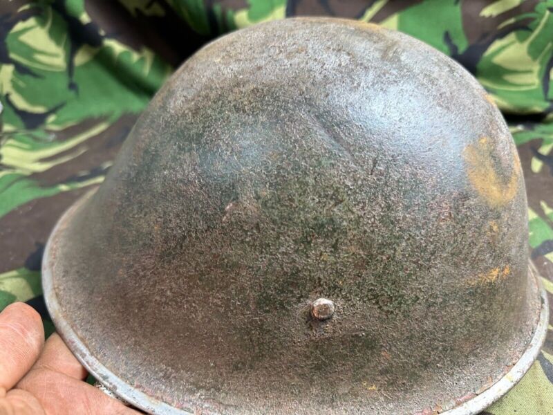 British / Canadian Army Mark 3 Turtle Helmet - Original WW2 Combat Helmet - The Militaria Shop