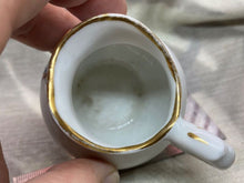 Charger l'image dans la galerie, Original Vintage Crested China Ware Jug - COWES - Isle of Wight - The Militaria Shop