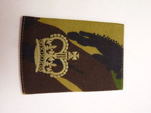 Charger l'image dans la galerie, DPM Rank Slides / Epaulette Pair Genuine British Army - WO Warrant Officer - The Militaria Shop