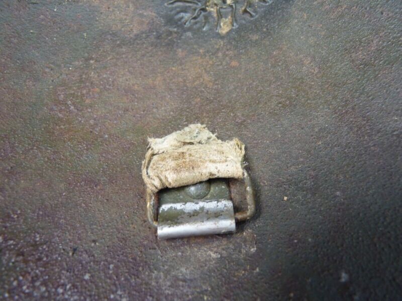 Original WW2 British / Canadian Mk3 Turtle Helmet Untouched Paint - The Militaria Shop