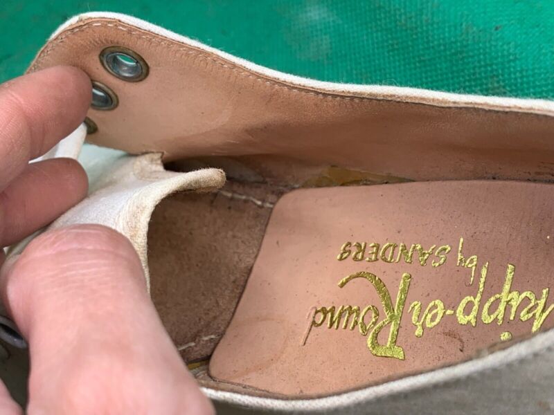 Original WW2 British Army Women's White Summer Shoes - ATS WAAF - Size 215M - The Militaria Shop