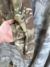 Charger l'image dans la galerie, Genuine British Army MTP Combat Jacket - 190/96 - The Militaria Shop
