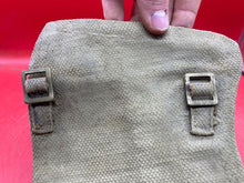 Lade das Bild in den Galerie-Viewer, Original British Army Soldiers Gaiter Spat 37 Pattern Webbing (Single) - The Militaria Shop