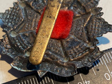 Load image into Gallery viewer, Original British Army WW1 / WW2 Border Regiment Blackened Cap Badge - The Militaria Shop