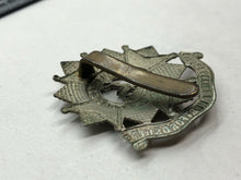 Load image into Gallery viewer, Original WW2 British Army Cap Badge - Bedfordshire & Hertfordshire Regiment - The Militaria Shop