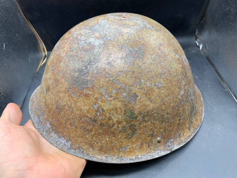 Original WW2 Onwards (1945-1952) British Army Mk4 Turtle Helmet - The Militaria Shop