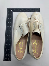 Load image into Gallery viewer, Original WW2 British Army Women's White Summer Shoes - ATS WAAF - Size 230 - The Militaria Shop