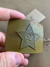 Load image into Gallery viewer, Genuine WW2 USSR Russian Soldiers Army Belt Buckle - Steel Painted Green - #8 - The Militaria Shop