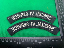Lade das Bild in den Galerie-Viewer, British Army Special VI Service Shoulder Title Pair - The Militaria Shop