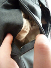 Charger l'image dans la galerie, Genuine British Army Mans Service Dress Trousers (Rifle Green) 30" Waist - The Militaria Shop