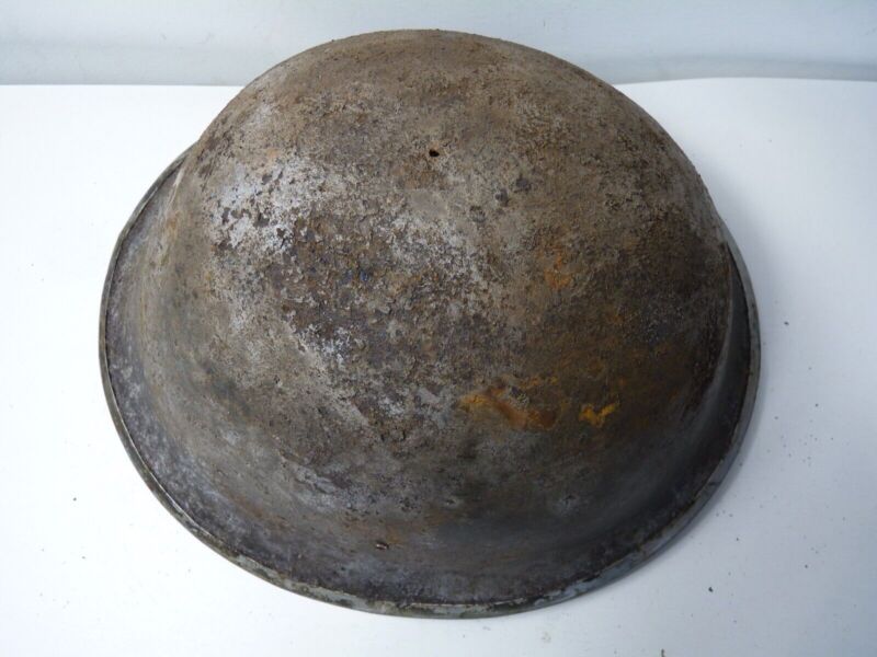 Mk3 Canadian / British Army Original WW2 Turtle Helmet High Rivet - The Militaria Shop