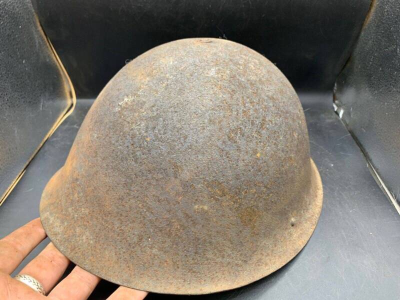 Original WW2 Onwards (1945-1952) British Army Mk4 Turtle Helmet - The Militaria Shop