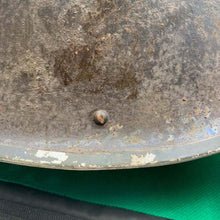 Charger l'image dans la galerie, Original British Army Combat Helmet Mk4 - The Militaria Shop