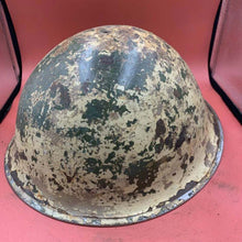 Charger l'image dans la galerie, Original British / Canadian Army WW2 Soldiers Military Combat Mk3 Turtle Helmet - The Militaria Shop