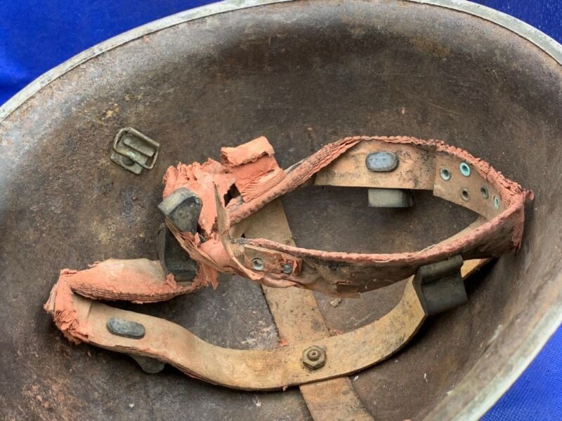 WW2 Canadian Army Mk3 Turtle Helmet - Original WW2 Helmet Shell - High Rivet - The Militaria Shop