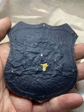 Lade das Bild in den Galerie-Viewer, Unknown Regimental / Military / Sports Bullion Weave Blazer Badge - The Militaria Shop