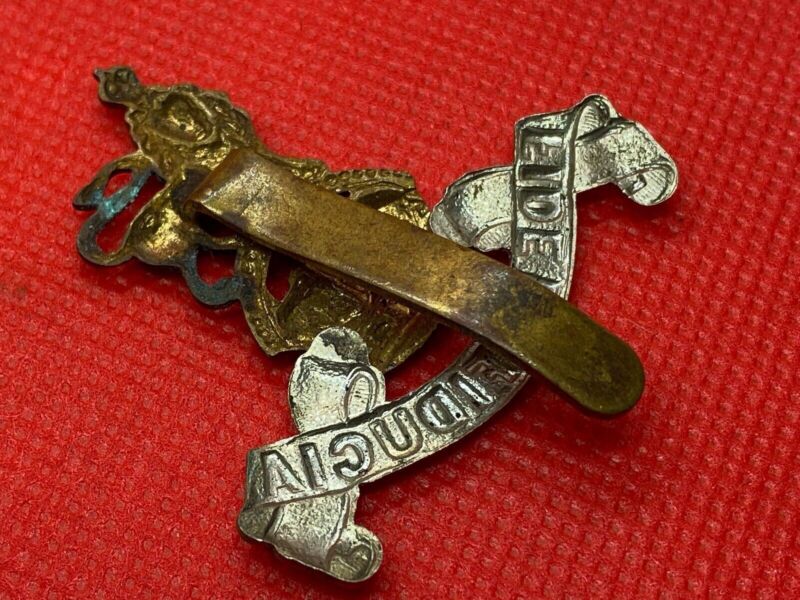 Original WW1 / WW2 British Army - Army Pay Corps Cap Badge - The Militaria Shop