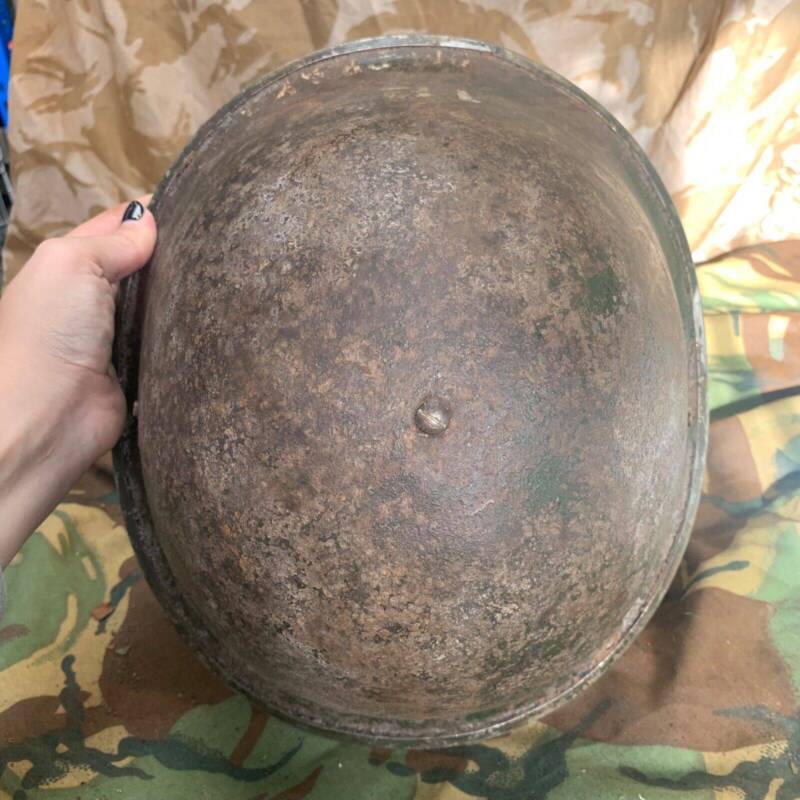 Original WW2 British / Canadian Mk3 Army Combat Turtle Helmet - The Militaria Shop