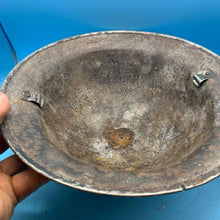 Load image into Gallery viewer, Original WW2 British Army Mk2 Army Combat Helmet - Divisional Sign - The Militaria Shop