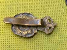 Charger l'image dans la galerie, British Army - Yorkshire Dragoon Yeomany Cap badge - The Militaria Shop