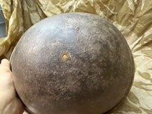 Lade das Bild in den Galerie-Viewer, WW2 Mk3 High Rivet Turtle - British / Canadian Army Helmet - Nice Original - The Militaria Shop