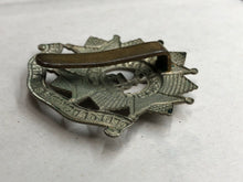 Load image into Gallery viewer, Original WW2 British Army Cap Badge - Bedfordshire & Hertfordshire Regiment - The Militaria Shop