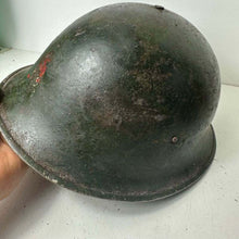 Charger l'image dans la galerie, British / Canadian Army WW2 Mk3 Turtle Helmet - Original WW2 Helmet - The Militaria Shop