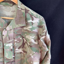 Charger l'image dans la galerie, Genuine British Army Warm Weather Combat Jacket IR MTP Camouflage - 180/96 - The Militaria Shop